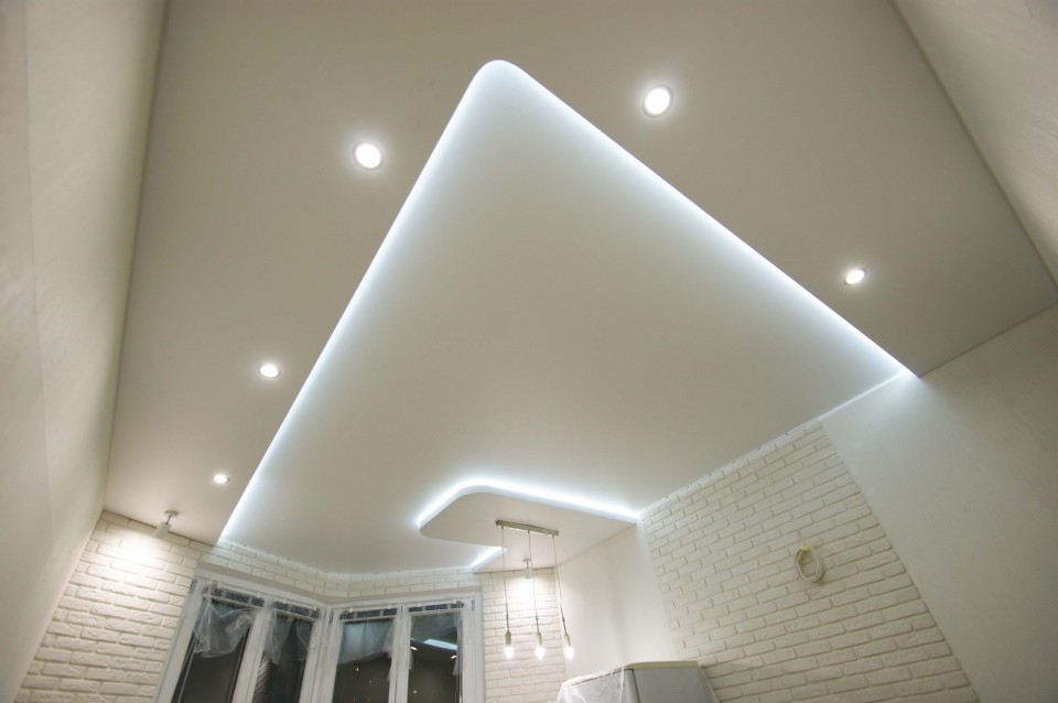 Заказать парящие натяжные потолки в г. Лакинск